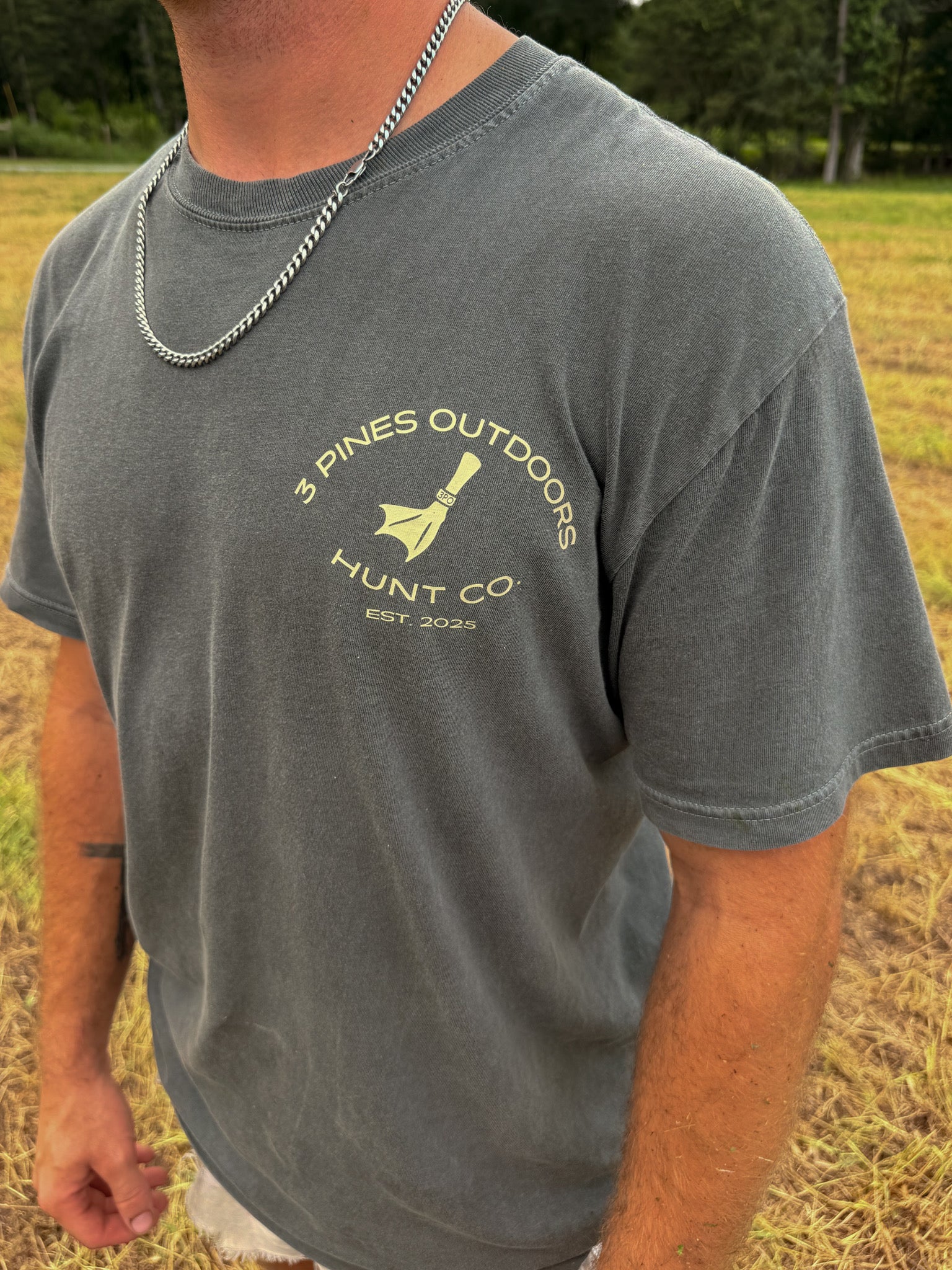 Layout Blind Tee